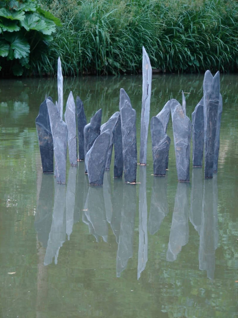 Sculpture outdoor II