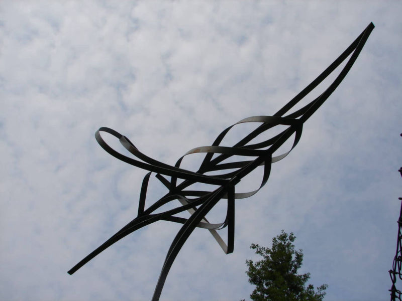 Sculpture outdoor IV
